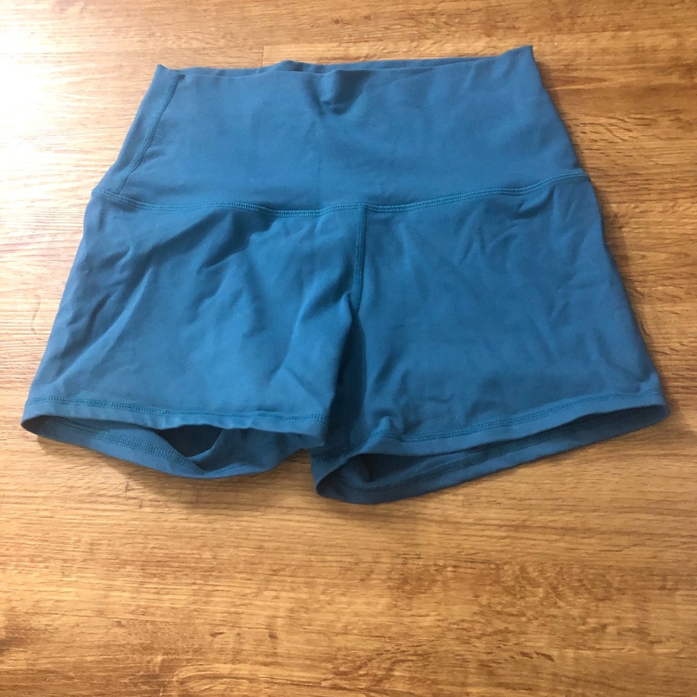 Born Primitive new heights booty shorts